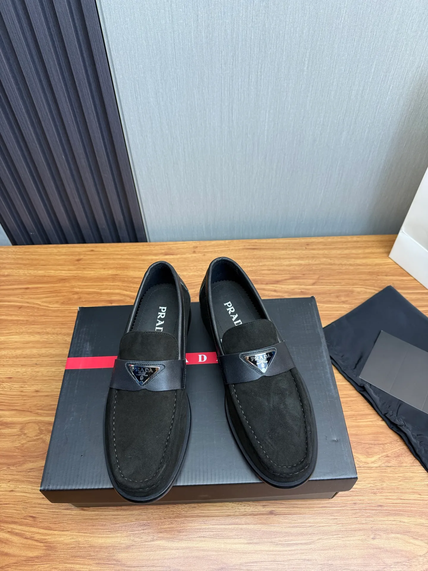 Factory price 580💰 ＰＲＡＤＡPrada. Men's business casual leather shoes, luxurious and noble👞All imported original brand leather materials, just to create a more comfortable wearing experience, upper: original cowhide. Frosted cowhide➕Imported full cowhide, original outsole✔️36-45 (45 non-returnable)